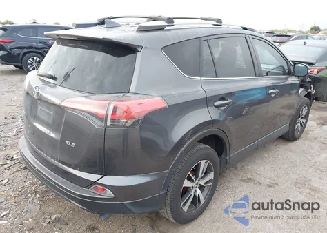 2018 Toyota Rav4 Xle z USA, uszkodzony, nr VIN JTMWFREV1JJ732411